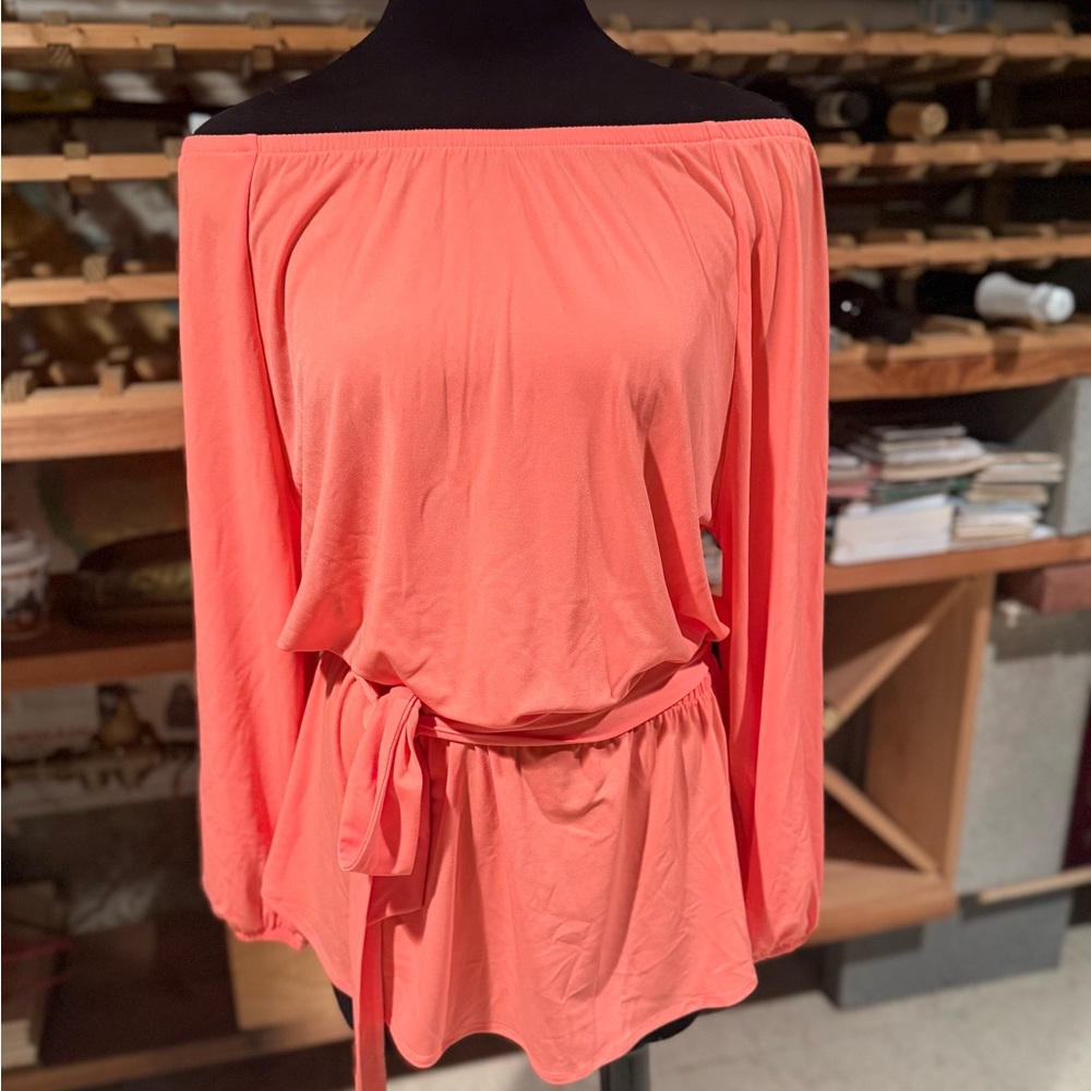 Chic Off-Shoulder‎ Coral Blouse